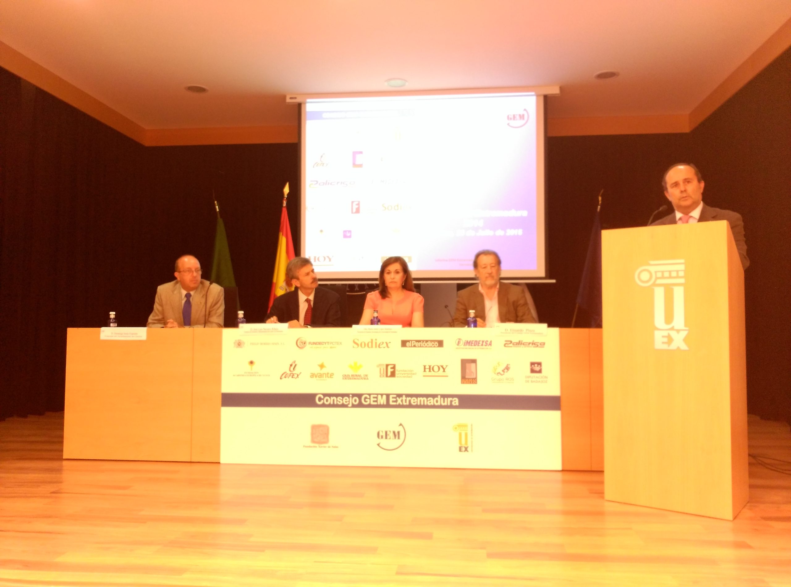 La TEA en Extremadura creció 1,6 puntos